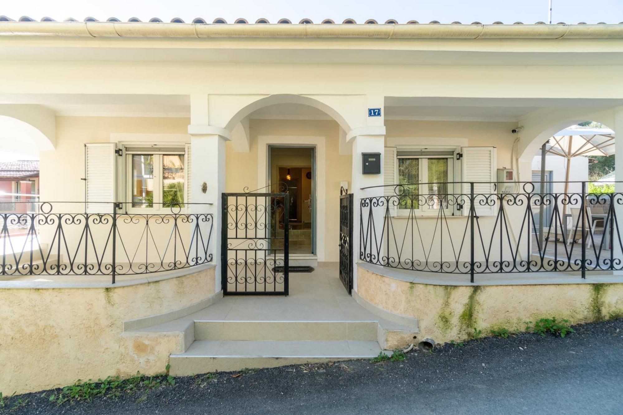 Вилла Sweet Luxury House Alepou Экстерьер фото